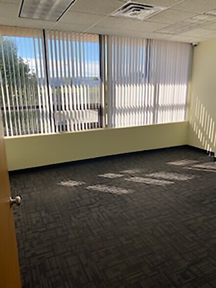 More Photos Of 7700 Brushhill Rd, Burr Ridge Loft Creative Space For Lease