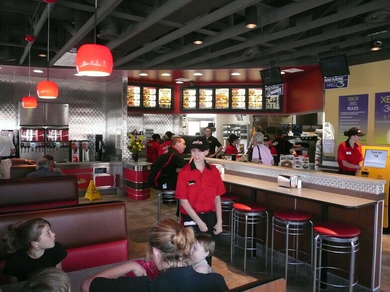 More Photos Of 1850 W Muskogee Ave, Tahlequah Fast Food For Lease