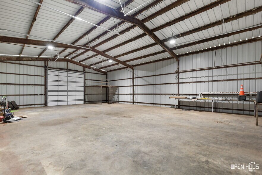 More Photos Of 9478 Seymour Hwy, Wichita Falls Industrial For Sale