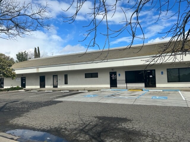 More Photos Of 7237 E Southgate Dr, Sacramento Medical For Lease