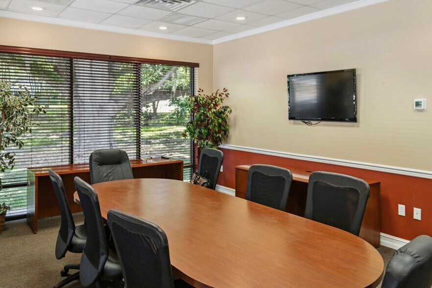 More Photos Of 2777 Miccosukee Rd, Tallahassee Medical For Lease