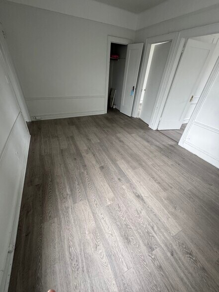 More Photos Of 172-12 Linden Blvd, Saint Albans Storefront Retail Residential For Sale