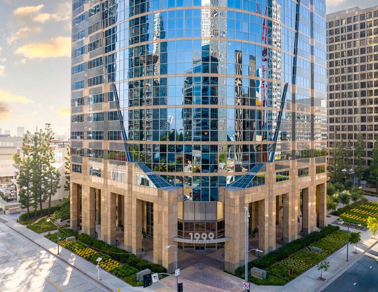 More Photos Of 1999 Avenue of the Stars, Los Angeles Office For Lease