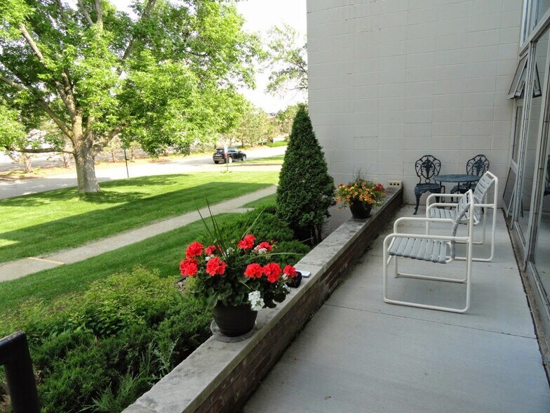 More Photos Of 7000 Sandell Ave, Edina Apartments For Sale