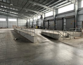 More Photos Of 5035 McHard Rd, Houston Warehouse For Lease