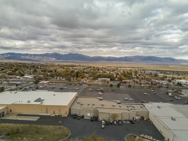 More Photos Of 756 N Main St, Tooele General Retail For Lease