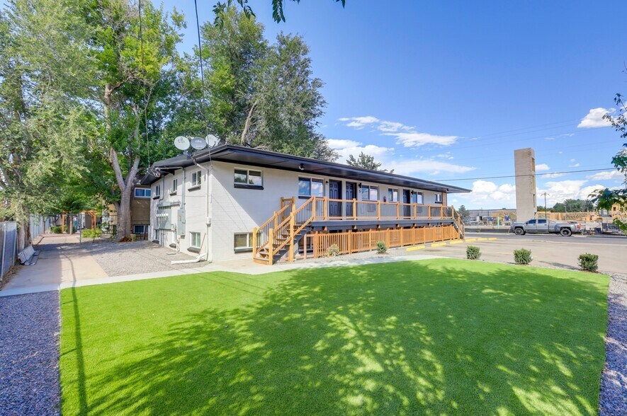 More Photos Of 5551 S Delaware St, Littleton Apartments For Sale