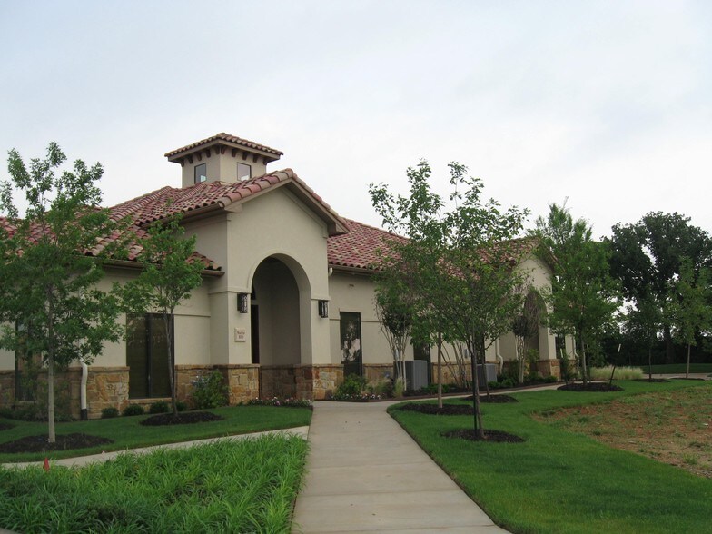 More Photos Of 300 Morrison Park Dr, Southlake Unknown For Lease