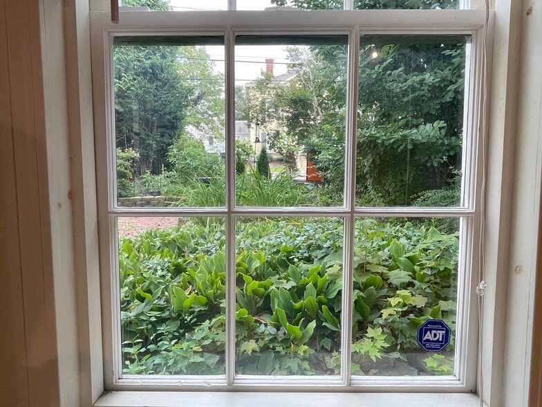 More Photos Of 426 Middle St, Portsmouth Office Residential For Lease