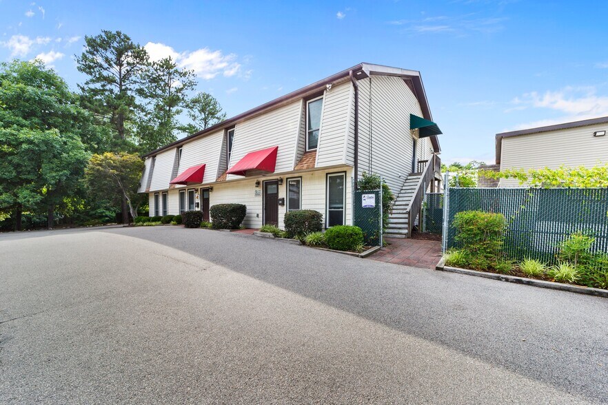 More Photos Of 2701 Rowland Rd, Raleigh Office For Lease