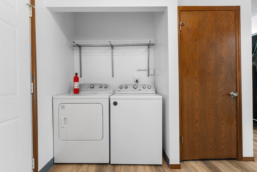 More Photos Of 652 Northgate Cir, Rochester Multifamily For Sale