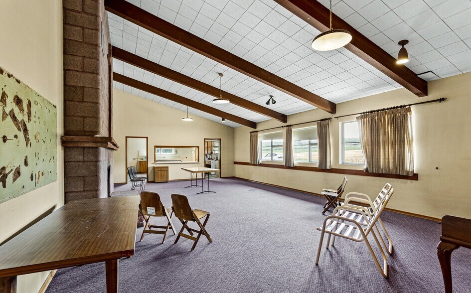 More Photos Of 720 Franklin Rd, Tieton Religious Facility For Sale