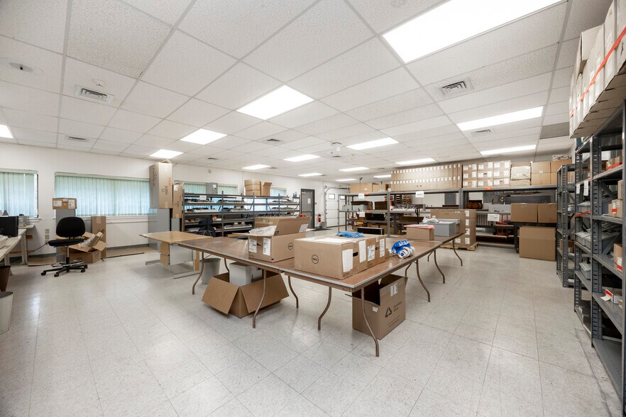 More Photos Of 220 Stahl Rd, Harleysville Research And Development For Sale