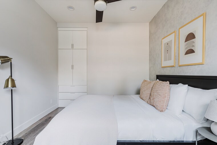 More Photos Of 251 Middlefield Rd, Palo Alto Apartments For Sale