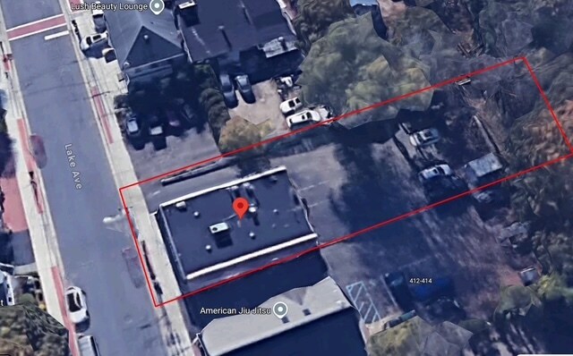 More Photos Of 410 Lake Ave, Saint James Freestanding For Sale