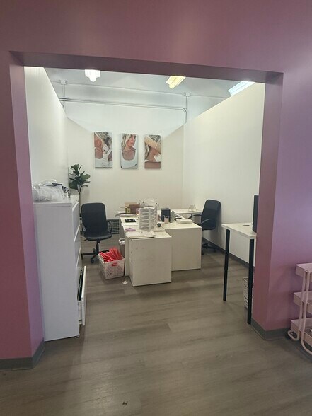 More Photos Of 2610 E Mohawk Ln, Phoenix Warehouse For Sale