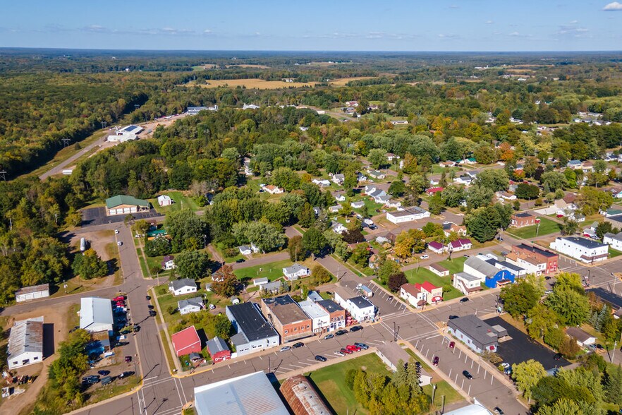 More Photos Of 116 Main St, Cornell Bar For Sale