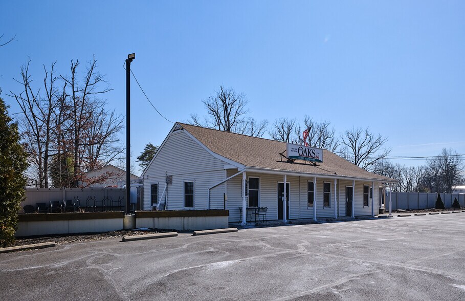 Primary Photo Of 6705 Easton Rd, Pipersville General Retail For Sale