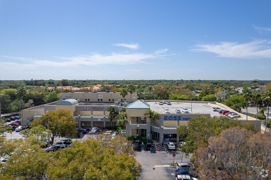 More Photos Of 8603 S Dixie Hwy, Miami Office For Lease