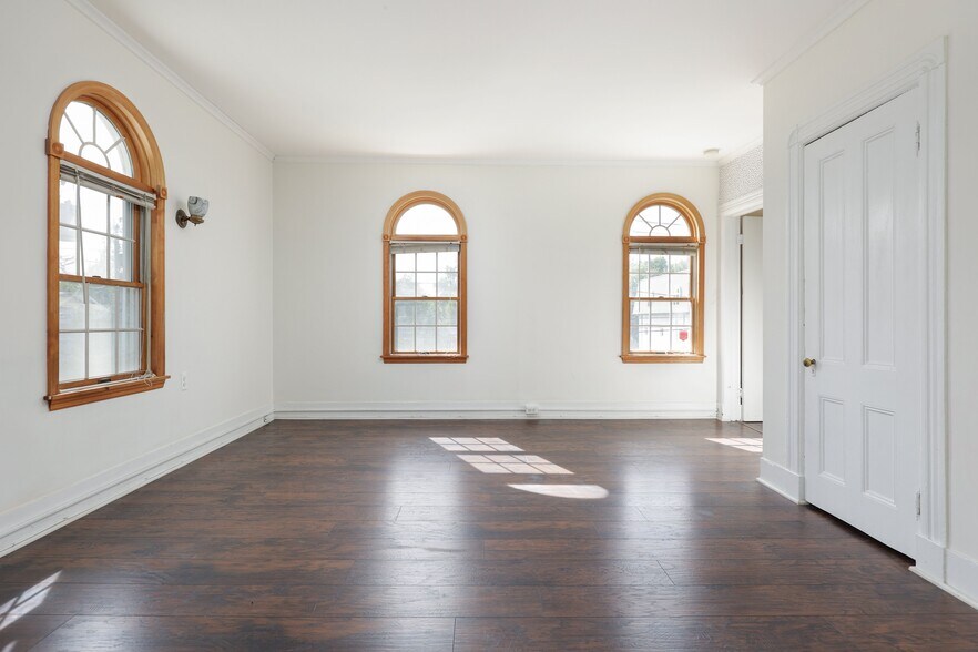 More Photos Of 102-104 South Ave W, Cranford Apartments For Sale