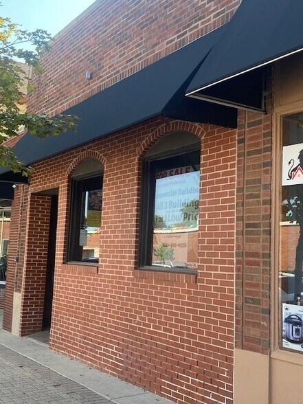 More Photos Of 208-212 Main St, West Chicago General Retail For Sale