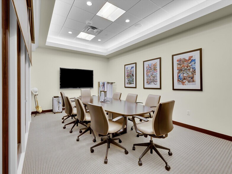 More Photos Of 2890 W State Road 84, Fort Lauderdale Office For Sale