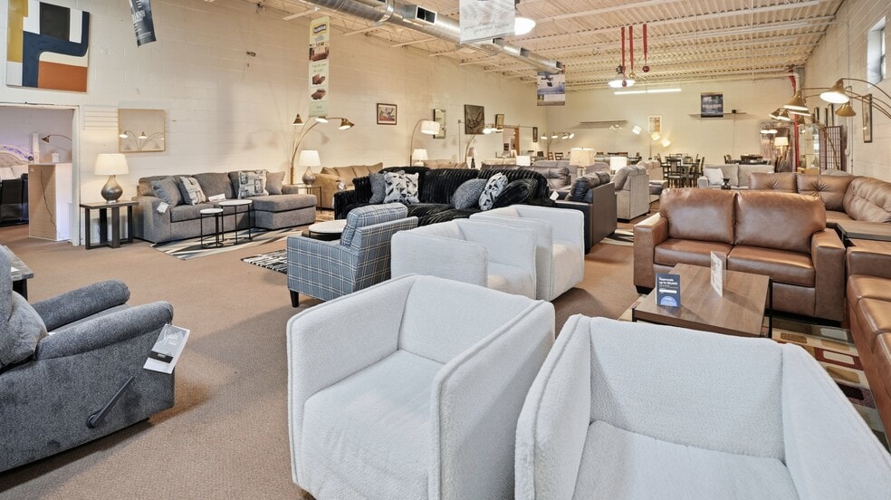 More Photos Of 9-13 Pine Aire Dr, Bay Shore Warehouse For Sale