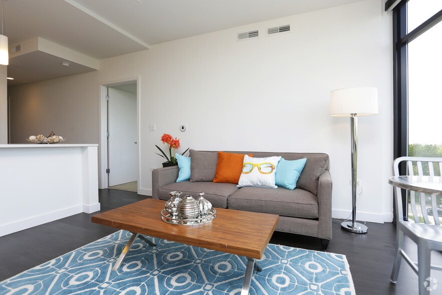 More Photos Of 847 Chicago Ave, Evanston Apartments For Lease