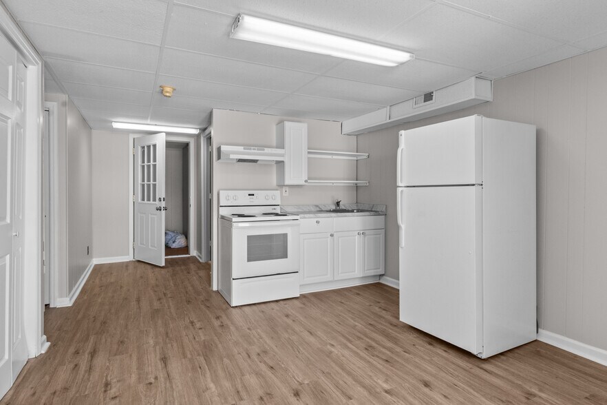 More Photos Of 162 Condor Ct, Clarksville Apartments For Sale
