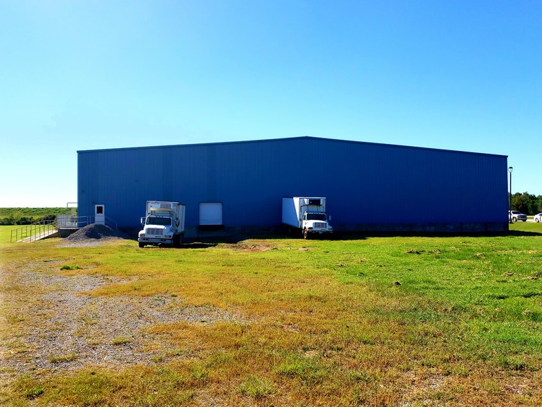 Primary Photo Of 1841 S Alex Plaisance Blvd, Golden Meadow Warehouse For Sale