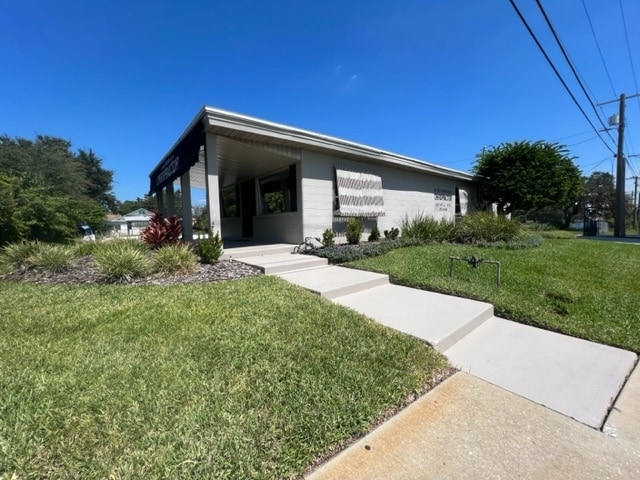 More Photos Of 555 Avenue L NW, Winter Haven Medical For Lease