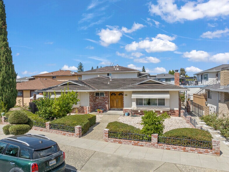 More Photos Of 4425 Blackford Ave, San Jose Apartments For Sale