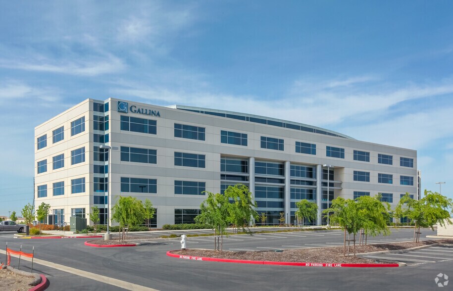 More Photos Of 925 Highland Pointe Dr, Roseville Unknown For Lease