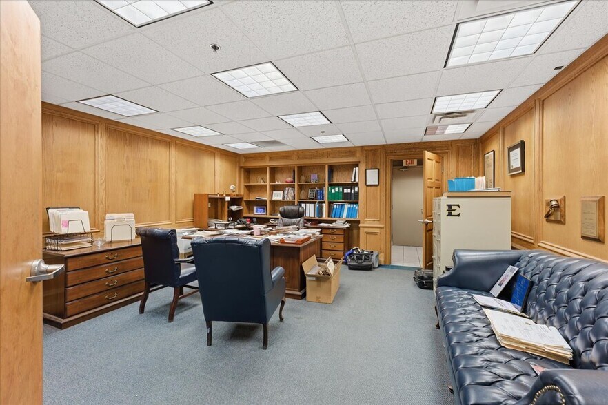 More Photos Of 1609 W 1st North St, Morristown Loft Creative Space For Sale