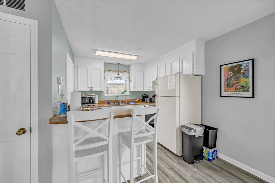 More Photos Of 1503 Carolina Beach AVE N, Carolina Beach Apartments For Sale