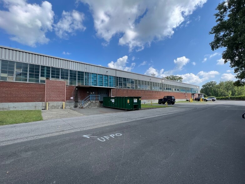 More Photos Of 136 Fuller Rd, Albany Warehouse For Sale