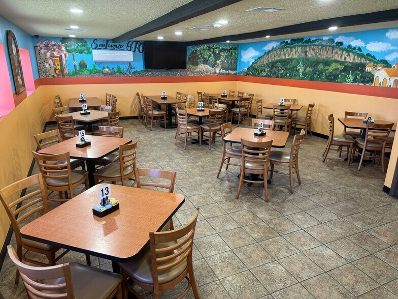 More Photos Of 1410 1st St E, Humble Restaurant For Sale