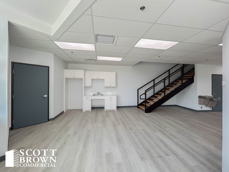 More Photos Of 2601 TX-121, Lewisville Unknown For Lease