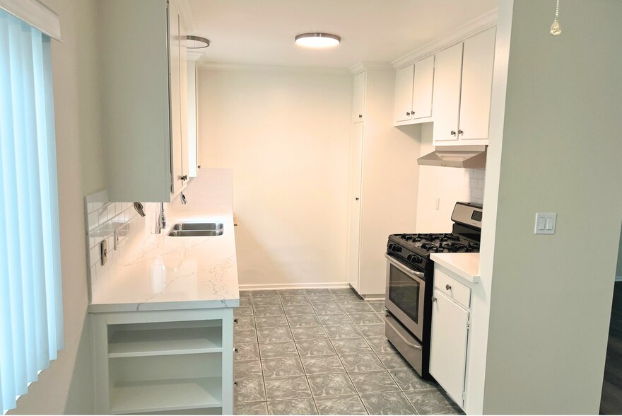 More Photos Of 4300 Tujunga Ave, Studio City Apartments For Sale