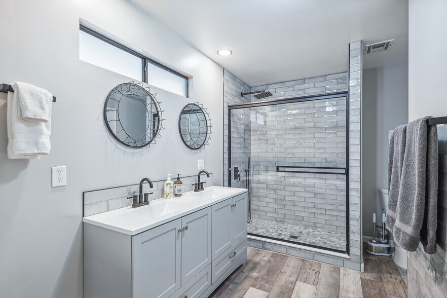 More Photos Of 1837 Riverside Dr, Bullhead City Specialty For Sale