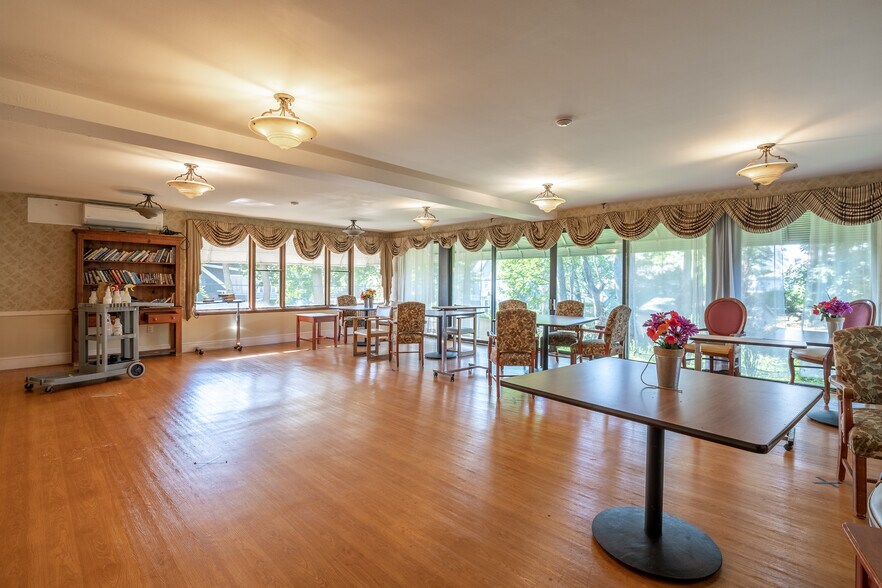 More Photos Of 113 Central Ave, Hyde Park Skilled Nursing Facility For Lease
