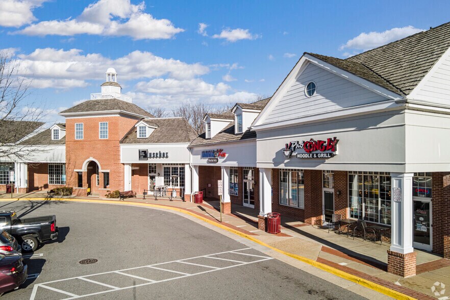 More Photos Of 8919-8981 Ox Rd, Lorton Unknown For Lease