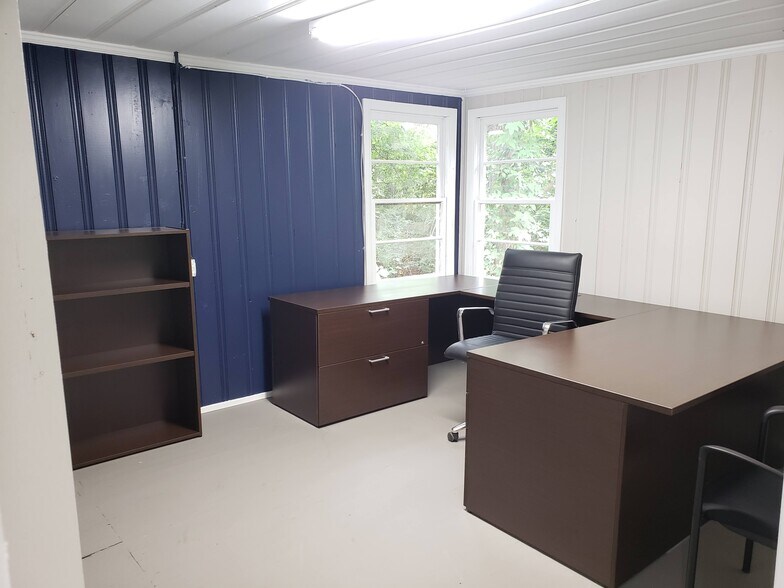 More Photos Of 216 E Memorial Dr, Dallas Storefront Retail Office For Sale