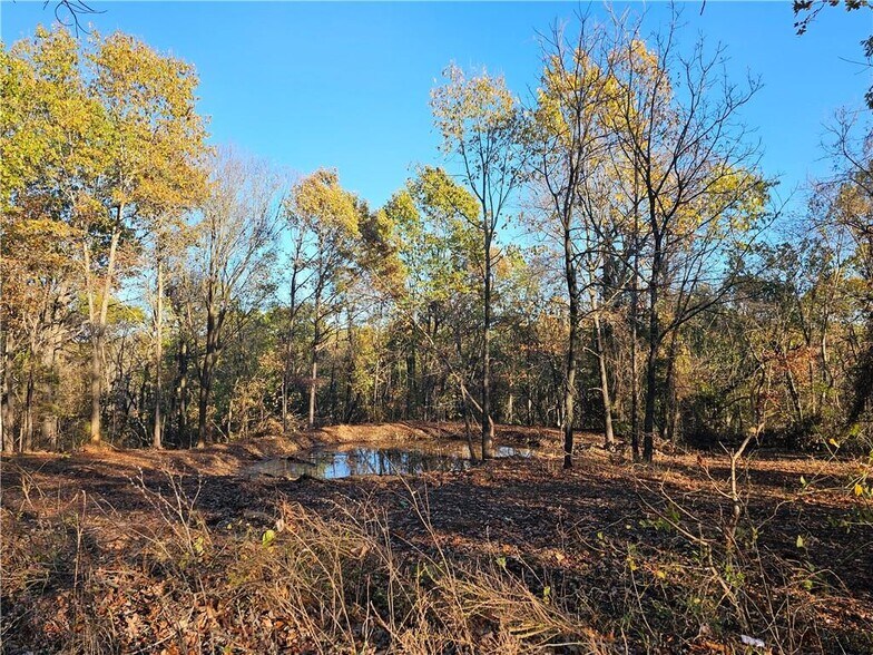 More Photos Of Highway 23 and Madison 1000 - 15.94 Acres, Huntsville Land For Sale