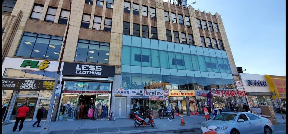 More Photos Of 2480-2496 Grand Concourse, Bronx Medical For Lease