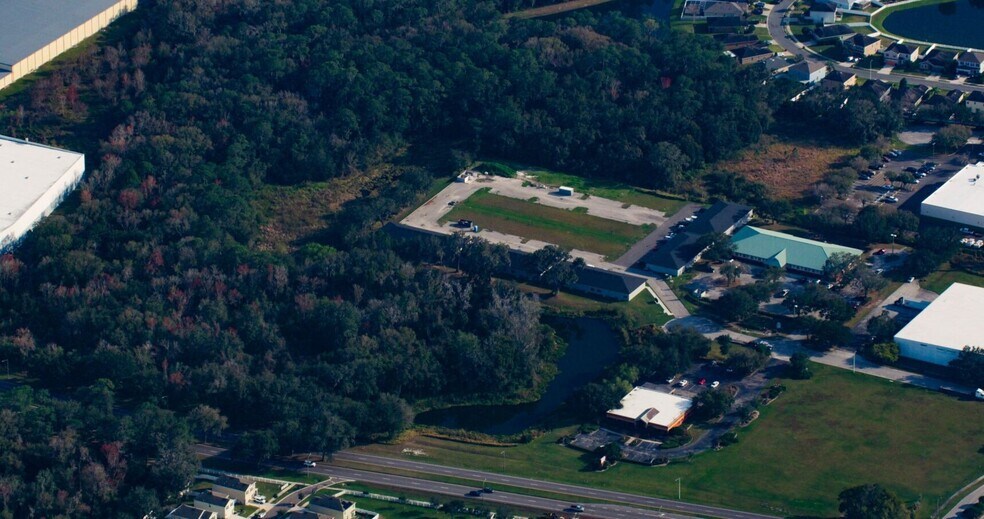 More Photos Of 741 Tillman Pl, Plant City Light Distribution For Lease