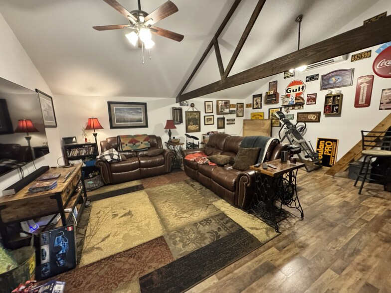 More Photos Of 5229 Augusta Hwy, Leesville Flex For Sale