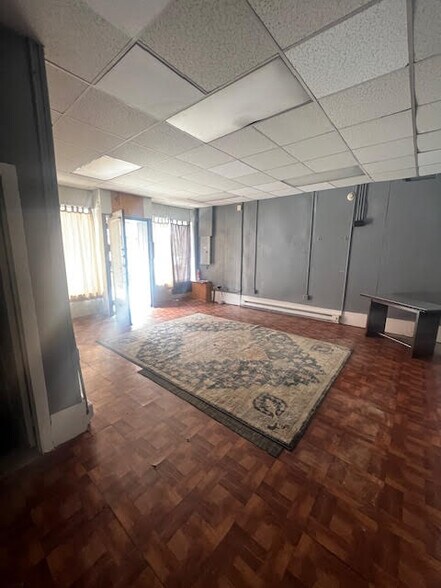 More Photos Of 136 N Main St, Butler Storefront Retail Office For Sale