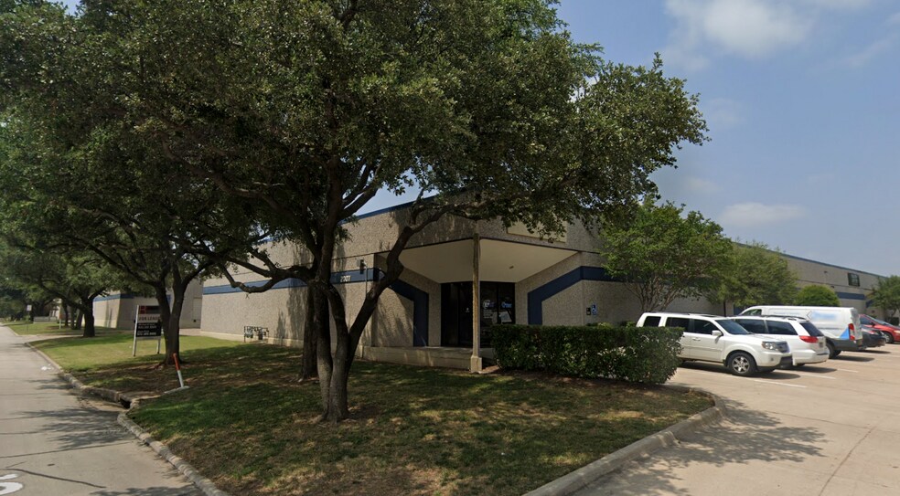 More Photos Of 2001 108th St, Grand Prairie Light Distribution For Lease