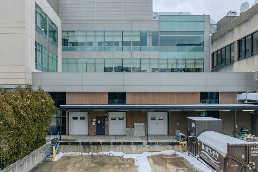 More Photos Of 65 Hayden Ave, Lexington Research And Development For Lease